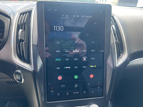 Used 2023 Ford Edge Titanium AWD/4WD image 55
