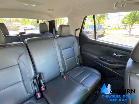 Used 2021 Chevrolet Traverse LT w/ LT Premium Package AWD/4WD image 28