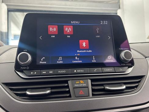 Used 2024 Nissan Altima 2.5 SR image 17