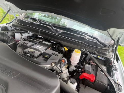 New 2024 RAM 5500 Tradesman AWD/4WD image 62