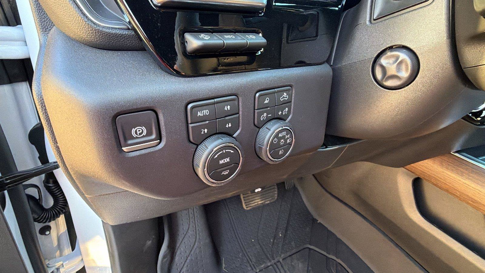 New 2026 Chevrolet Silverado 1500 High Country w/ High Country Premium Package AWD/4WD image 21