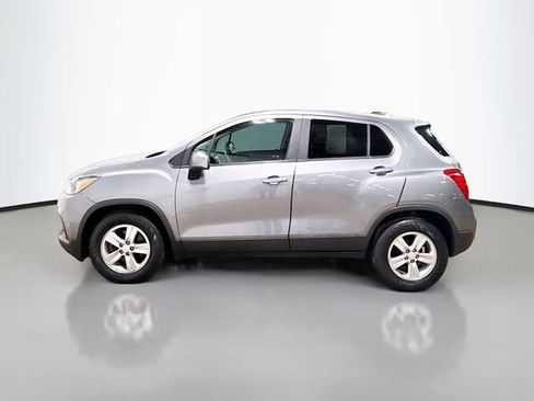 Used 2020 Chevrolet Trax LS w/ Tint and Cruise Package image 10