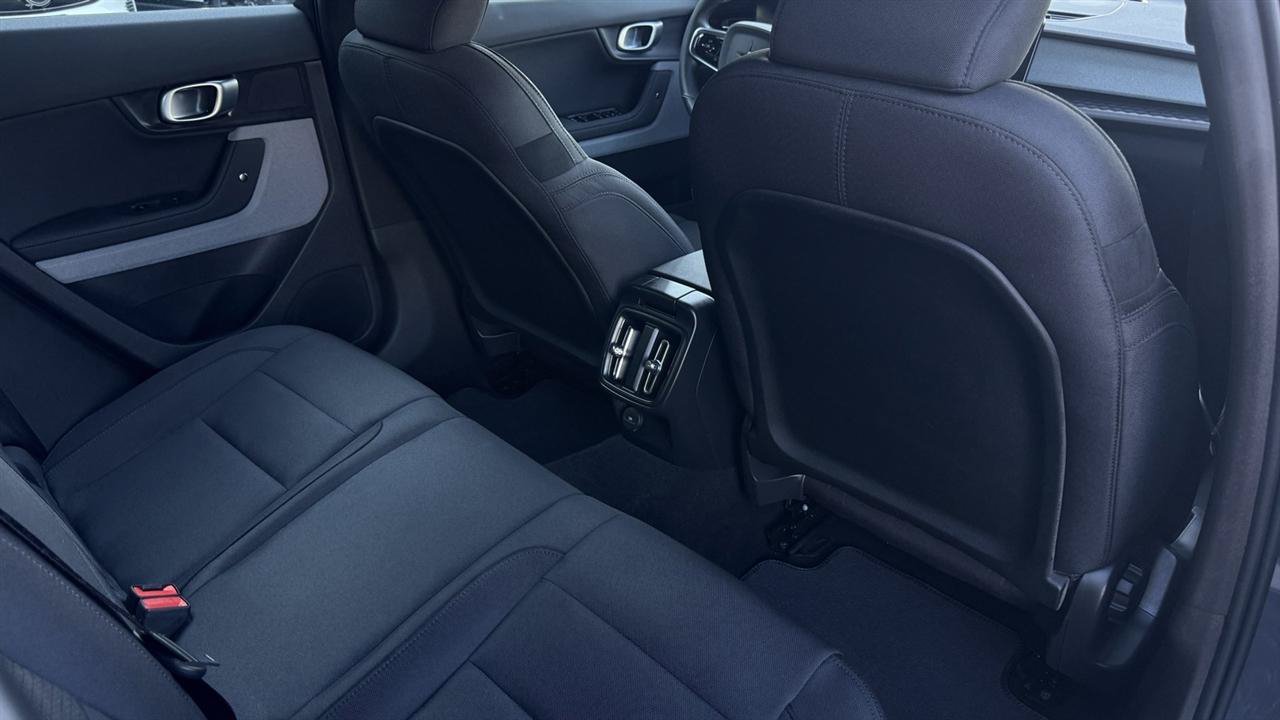 Used 2023 Polestar Polestar 2 FWD image 36