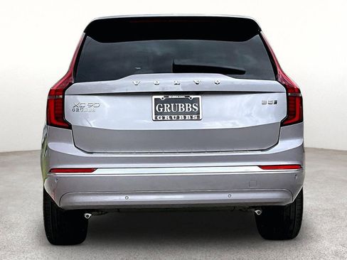 New 2026 Volvo XC90 B5 Plus w/ Protection Package Premier AWD/4WD image 7