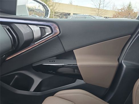 New 2026 BMW X3 xDrive30 w/ Convenience Package image 24