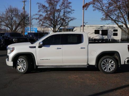 Used 2022 GMC Sierra 1500 Denali w/ Denali Premium Package image 3
