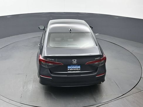 Certified 2025 Honda Civic Sport image 37