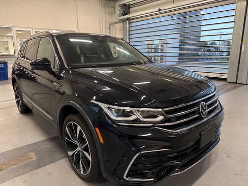 Certified 2024 Volkswagen Tiguan SEL R-Line AWD/4WD image 1