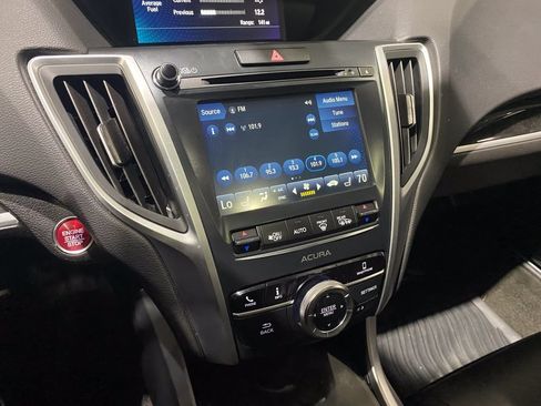 Used 2018 Acura TLX FWD image 7