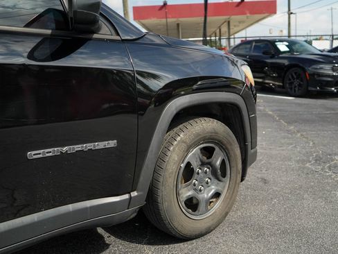 Used 2018 Jeep Compass Sport FWD image 17
