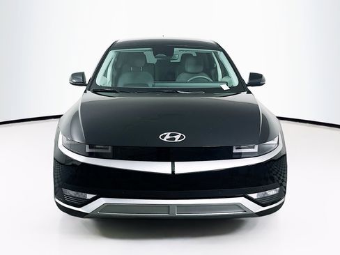 Used 2024 Hyundai Ioniq 5 SEL image 2