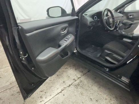 Used 2023 Honda HR-V Sport image 29