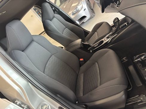 Used 2019 Toyota Corolla SE w/ Carpet Mat Package FWD image 22