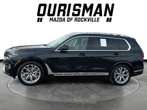 Used 2025 BMW X7 xDrive40i image 3