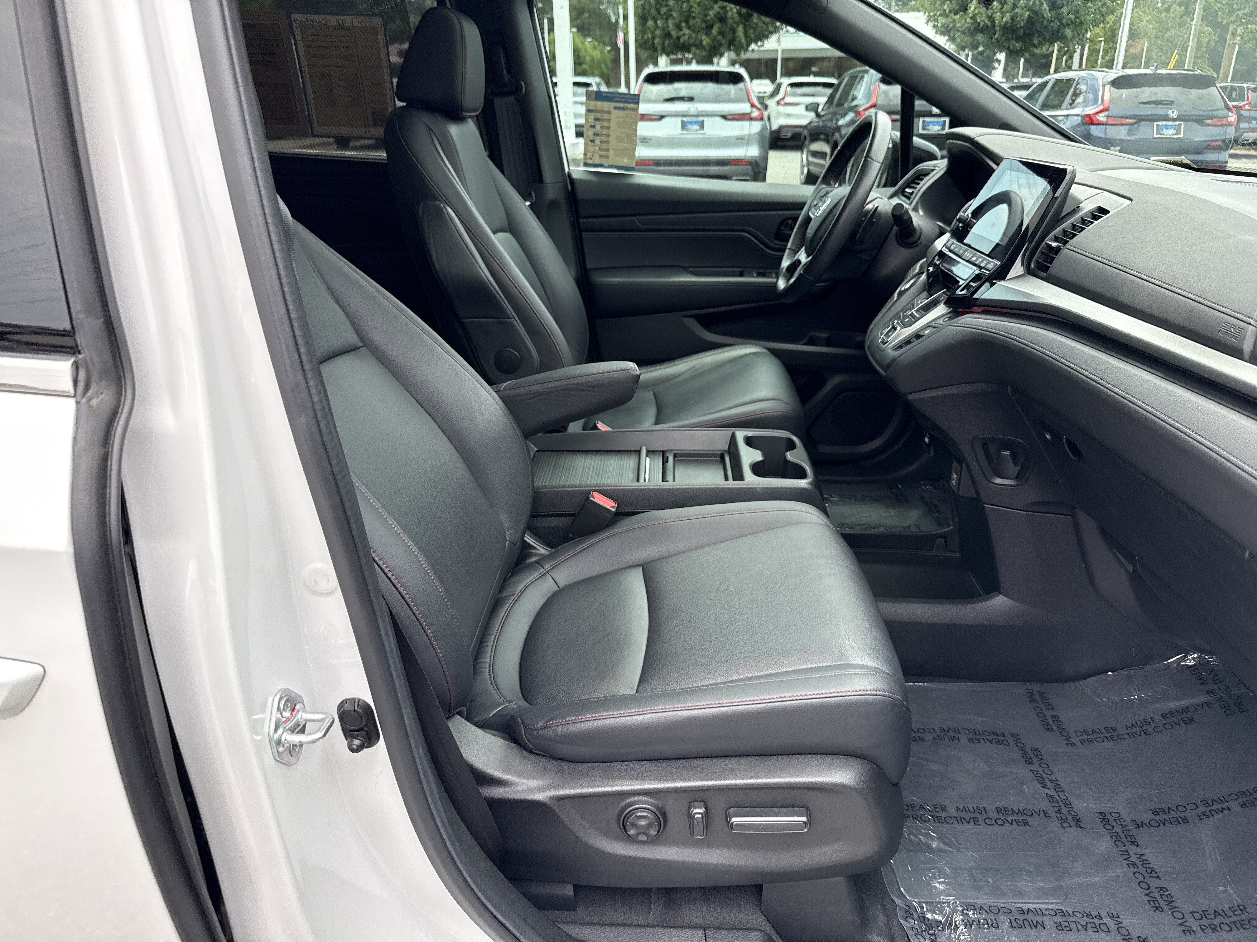 Certified 2024 Honda Odyssey Sport image 34