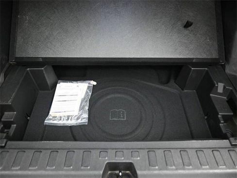 Used 2023 Chevrolet Equinox LT image 34