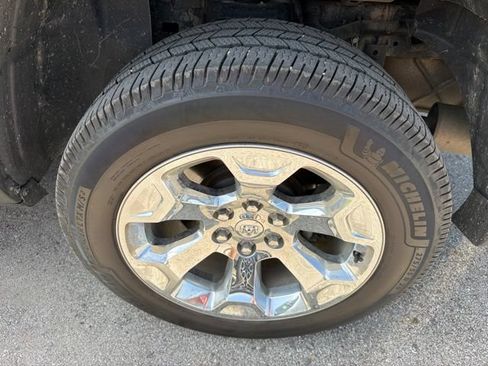 Used 2021 RAM 1500 Big Horn AWD/4WD image 13