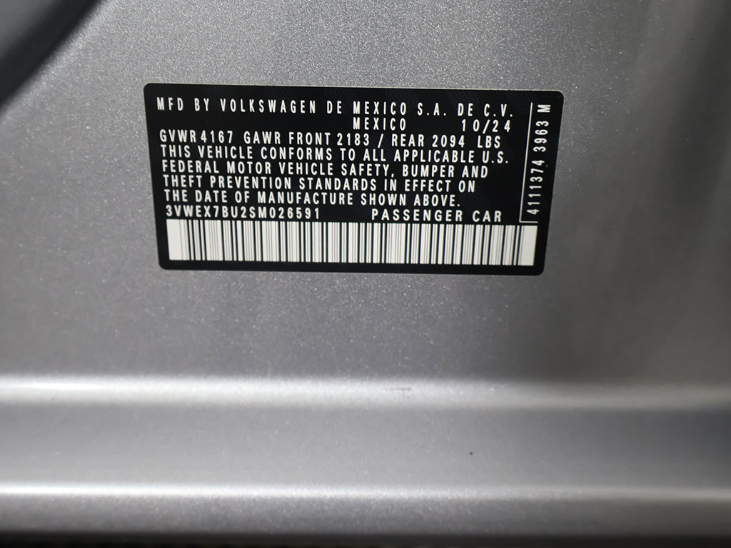 Used 2025 Volkswagen Jetta SE FWD image 44