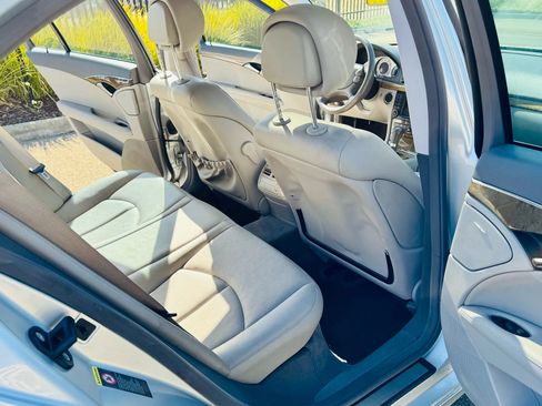 Used 2007 Mercedes-Benz E 350 Sedan image 21