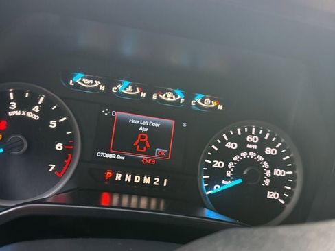 Used 2016 Ford F150 XLT w/ Equipment Group 301A Mid image 16