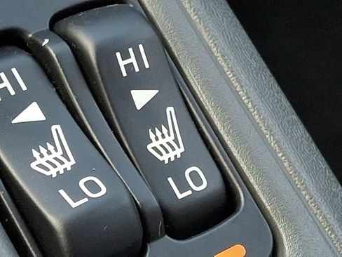 Certified 2024 Subaru Crosstrek 2.5i Limited w/ Crosstrek Mirror Package image 24