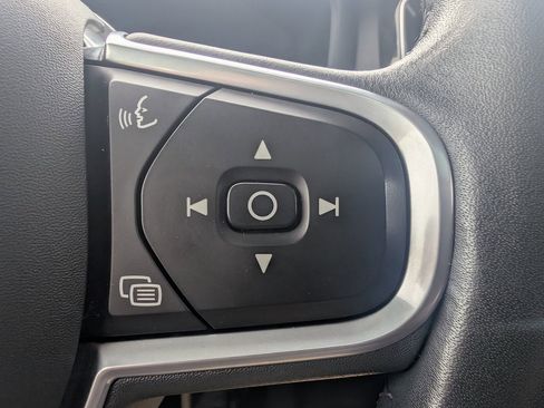 Used 2022 Volvo S60 T8 R-Design Expression w/ Protection Package Premier image 27