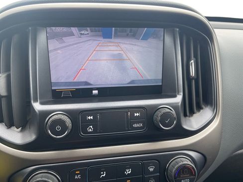 Used 2019 Chevrolet Colorado Z71 image 30