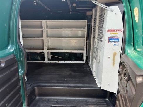 Used 2018 GMC Savana 3500 w/ Driver Convenience Package RWD image 8