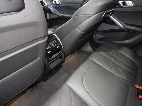 Used 2025 BMW X6 xDrive40i image 39