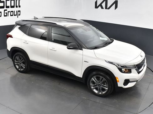 Used 2021 Kia Seltos S image 23