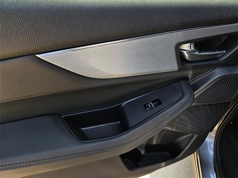 Used 2025 Acura MDX Base image 11