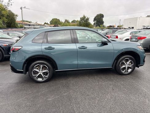 Used 2023 Honda HR-V EX-L image 4