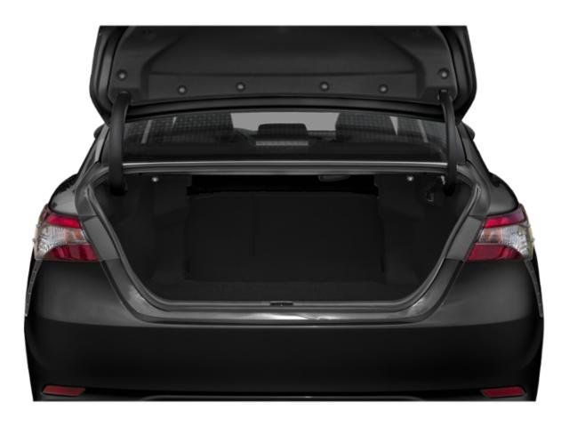 Used 2019 Toyota Camry SE w/ Convenience Package FWD image 12