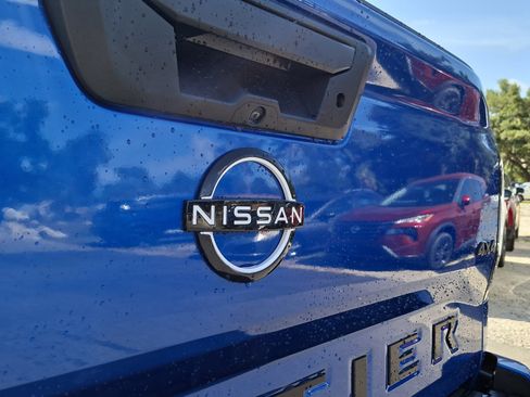 New 2026 Nissan Frontier SV w/ Tow Package AWD/4WD image 16