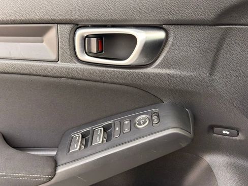 Used 2024 Honda Civic Sport image 32