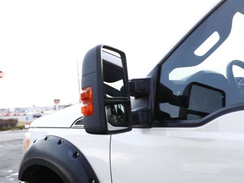 Used 2013 Ford F250 Lariat image 25