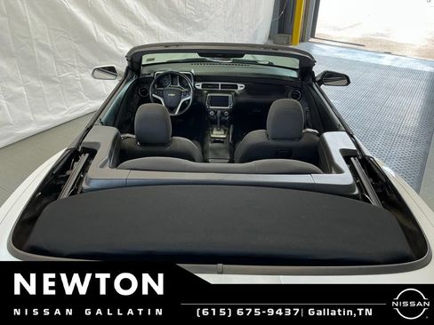 Used 2015 Chevrolet Camaro LT RWD image 13