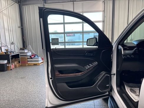 Used 2019 GMC Yukon XL SLT image 7