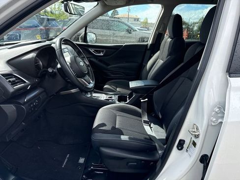 Used 2023 Subaru Forester Premium image 16