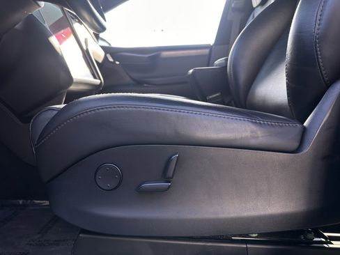 Used 2018 Tesla Model X 75D image 16