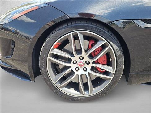 Used 2016 Jaguar F-TYPE R AWD/4WD image 17