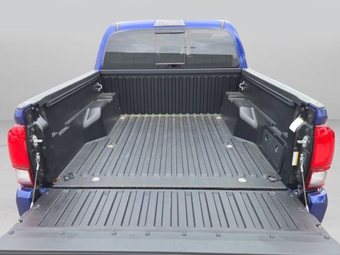 Certified 2023 Toyota Tacoma SR5 w/ Technology Package image 9