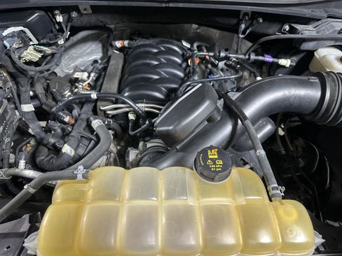 Used 2018 Ford F150 XLT w/ Equipment Group 302A Luxury image 23