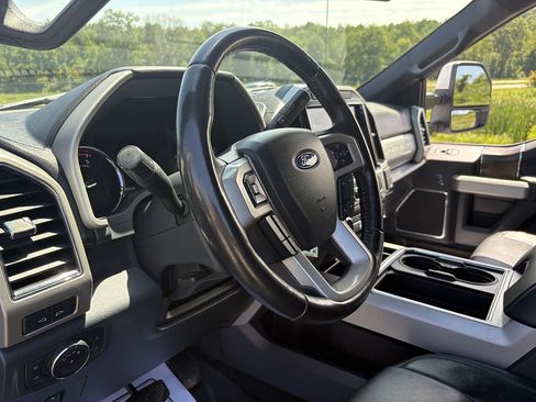 Used 2022 Ford F250 Lariat AWD/4WD image 29