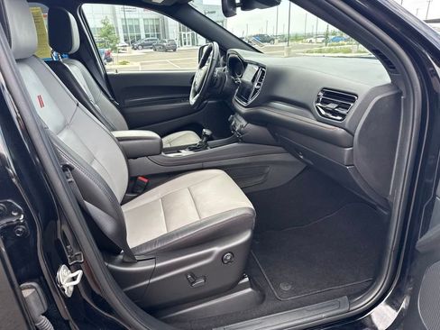 Used 2024 Dodge Durango GT image 32
