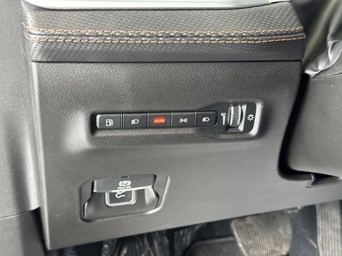 New 2026 Jeep Cherokee Limited AWD/4WD image 17