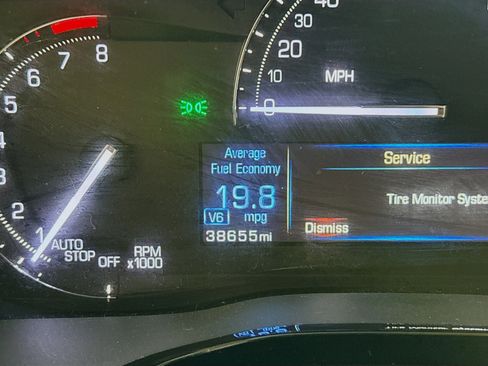 Used 2017 Cadillac XT5 FWD image 15