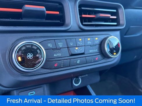 Used 2024 Ford Maverick XLT w/ XLT Luxury Package AWD/4WD image 12