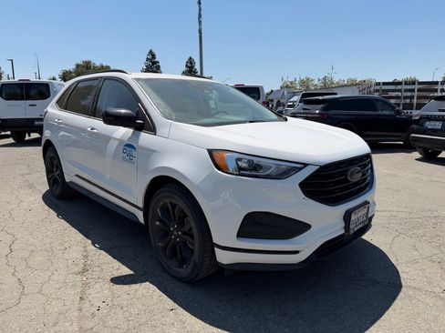 Used 2023 Ford Edge SE w/ Black Appearance Package AWD/4WD image 7
