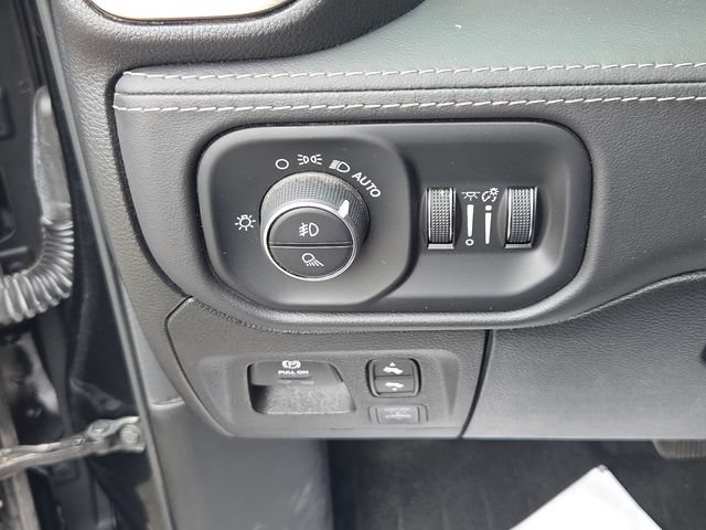 Used 2021 RAM 1500 Limited AWD/4WD image 25